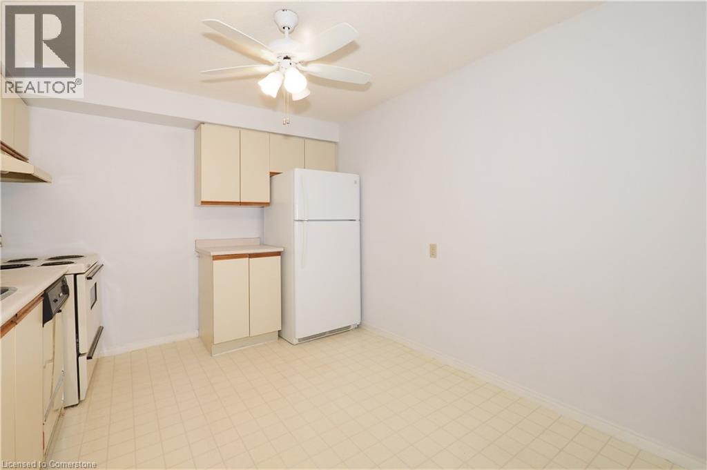 35 Green Valley Drive Unit# 1601, Kitchener, Ontario  N2P 2A5 - Photo 10 - 40756578