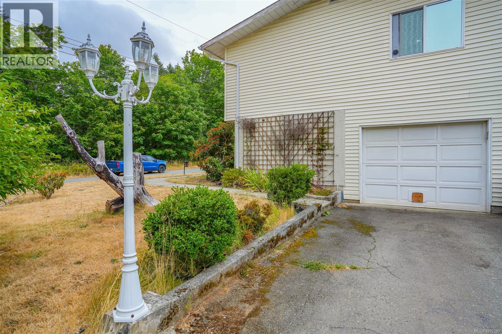 4594 Alwyn St, Port Alberni, British Columbia  V9Y 5V1 - Photo 6 - 1009399