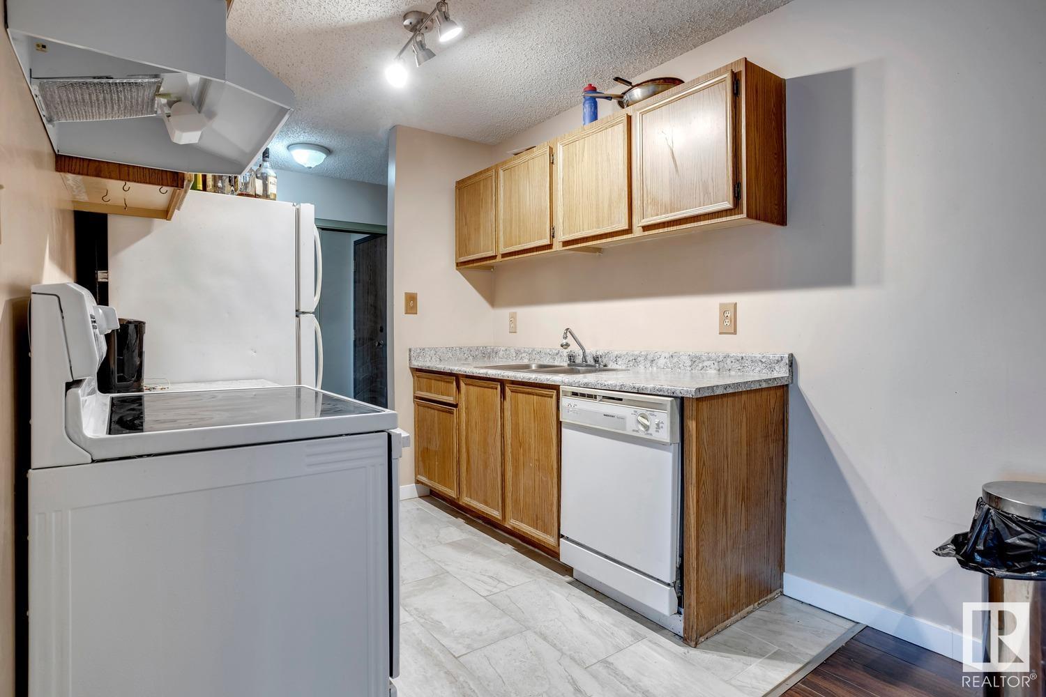 Property at #302 11115 74 ST NW image 4