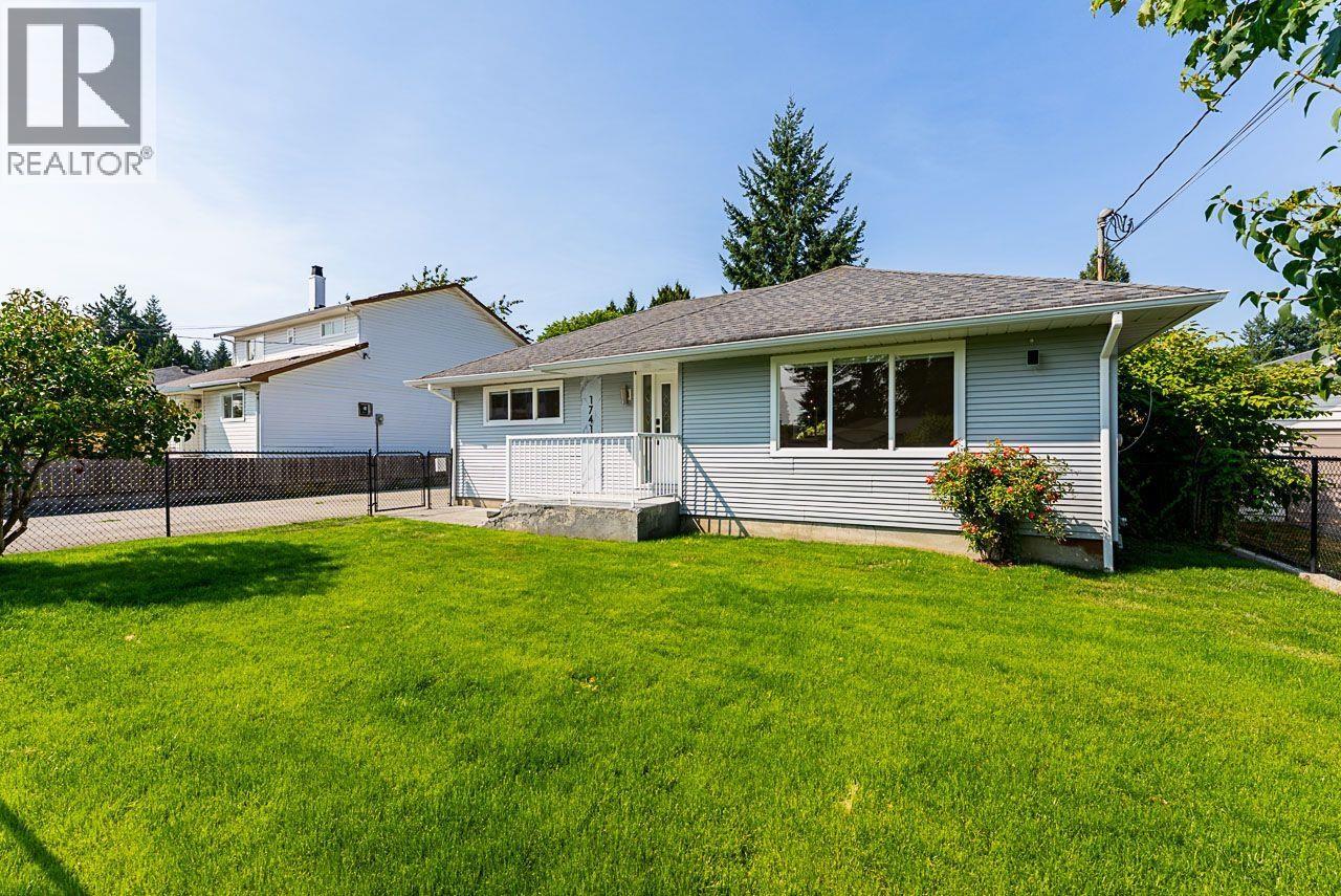 1741 Salisbury Avenue, Port Coquitlam, British Columbia  V3B 1X6 - Photo 2 - R3034063