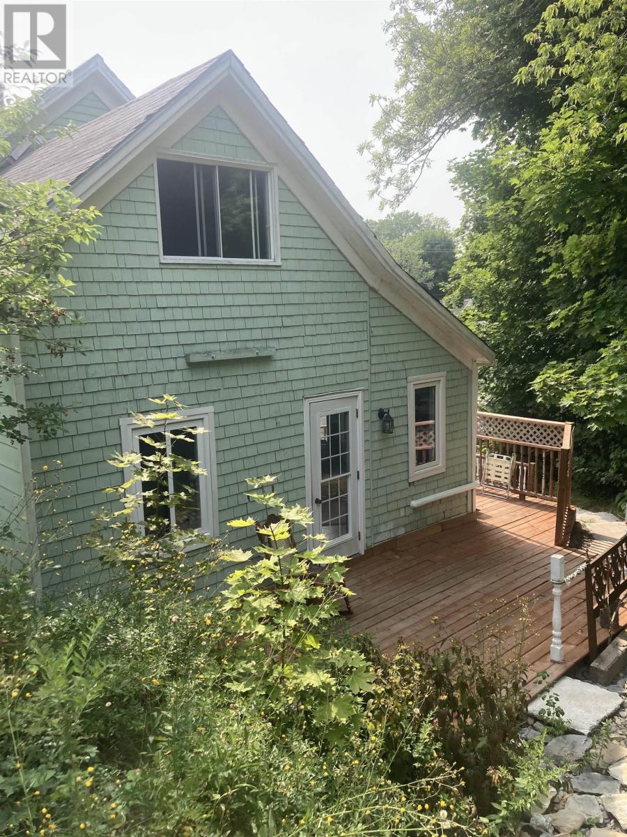 103 School Street, Liverpool, Nova Scotia  B0T 1K0 - Photo 5 - 202519839