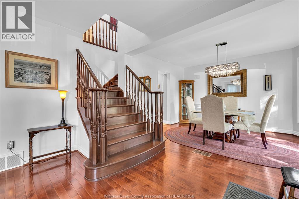 Property at 815 KILDARE image 5