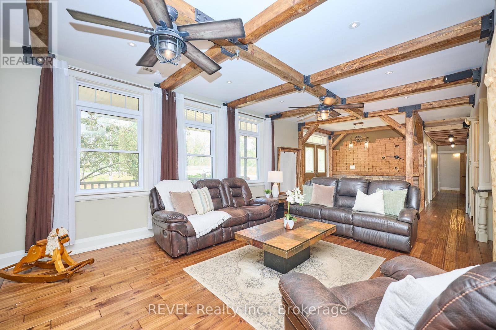 740 Highway 20, Pelham, Ontario  L0S 1C0 - Photo 11 - X12328675
