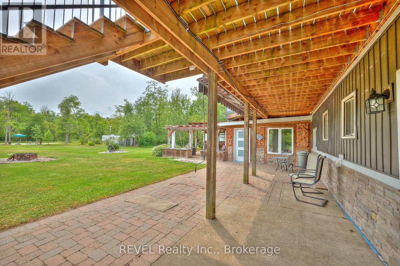740 Highway 20, Pelham, Ontario  L0S 1C0 - Photo 43 - X12328675
