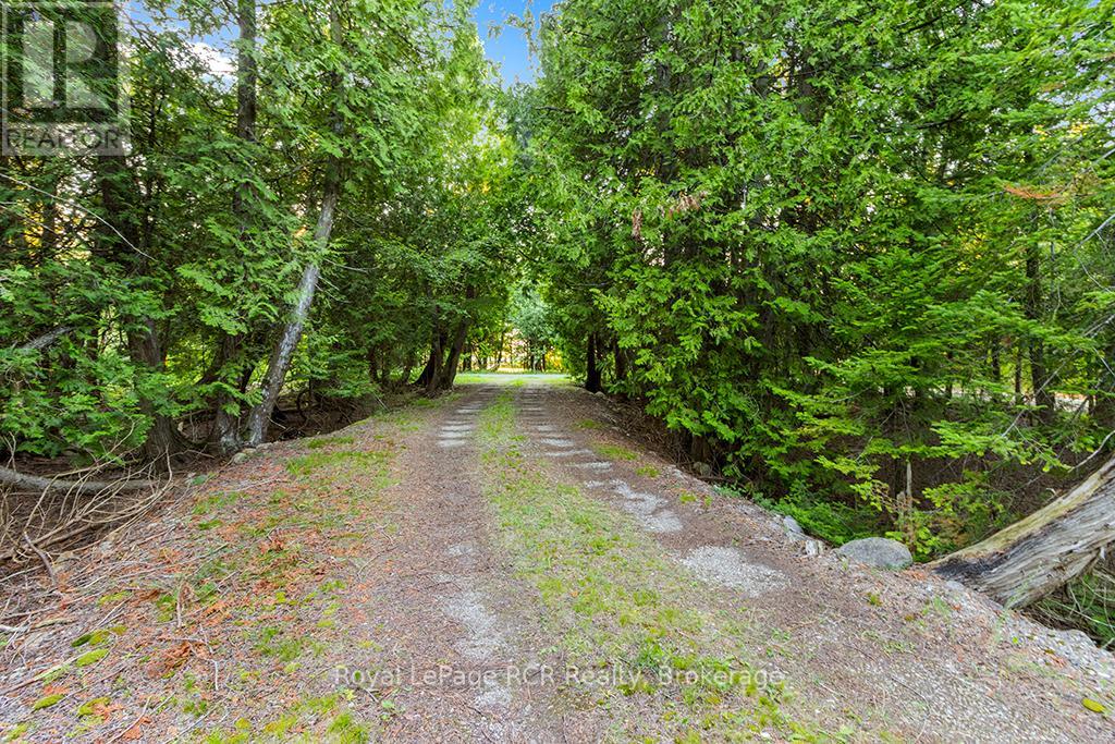403 Eagle Road, Northern Bruce Peninsula, Ontario  N0H 2R0 - Photo 2 - X12328632