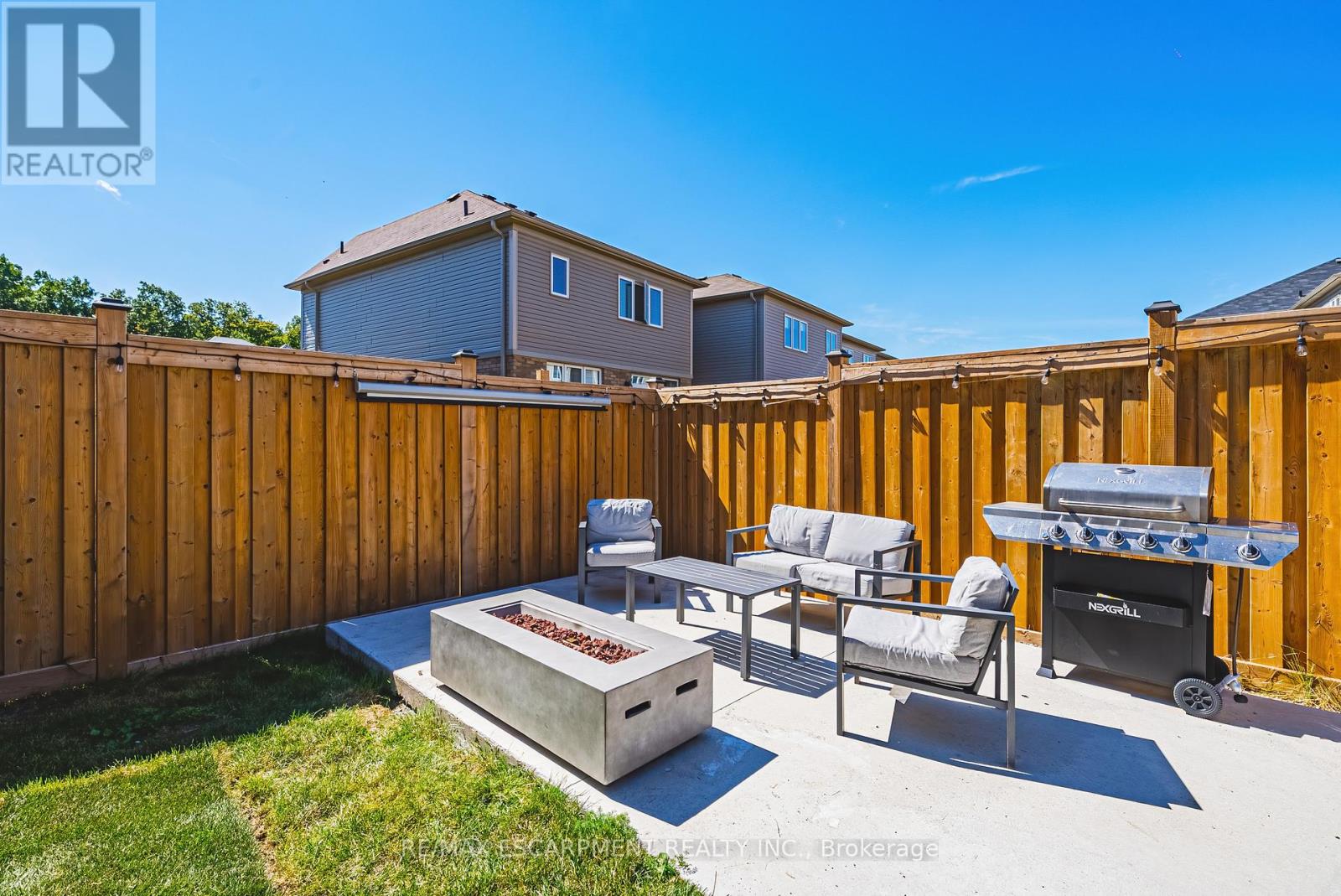 11 Mcwatters Street, Hamilton, Ontario  L0R 1C0 - Photo 37 - X12328544