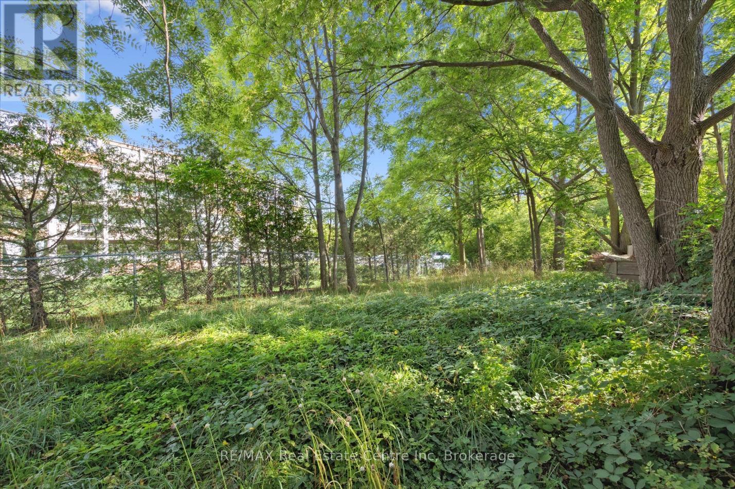 Property at 265 LONDON ROAD W image 5