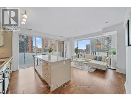 2410 - 1080 BAY STREET, Toronto, Ontario
