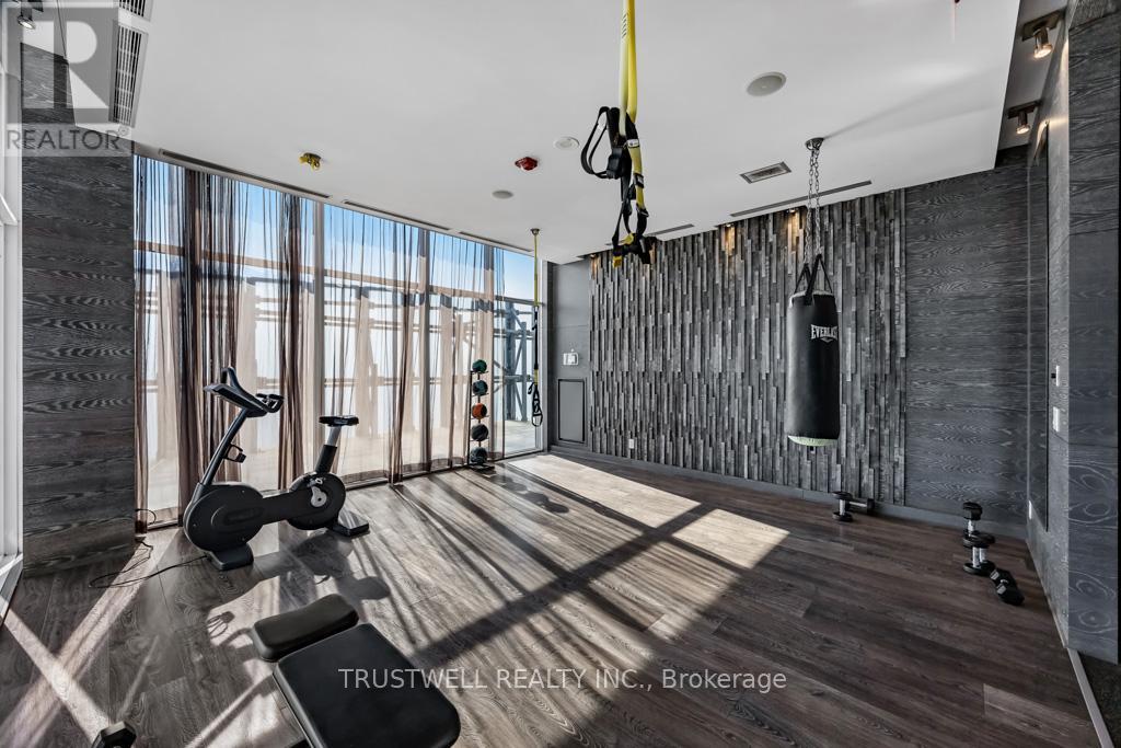 2410 - 1080 Bay Street, Toronto, Ontario  M5S 0A5 - Photo 39 - C12320489