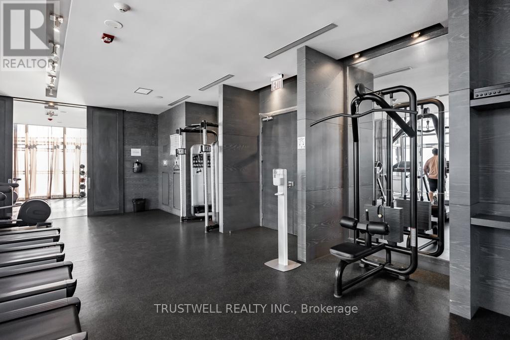 2410 - 1080 Bay Street, Toronto, Ontario  M5S 0A5 - Photo 37 - C12320489