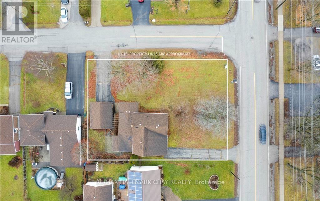 4 Lots - 43 Fittons Road W, Orillia, Ontario  L3V 3T7 - Photo 2 - S12328646