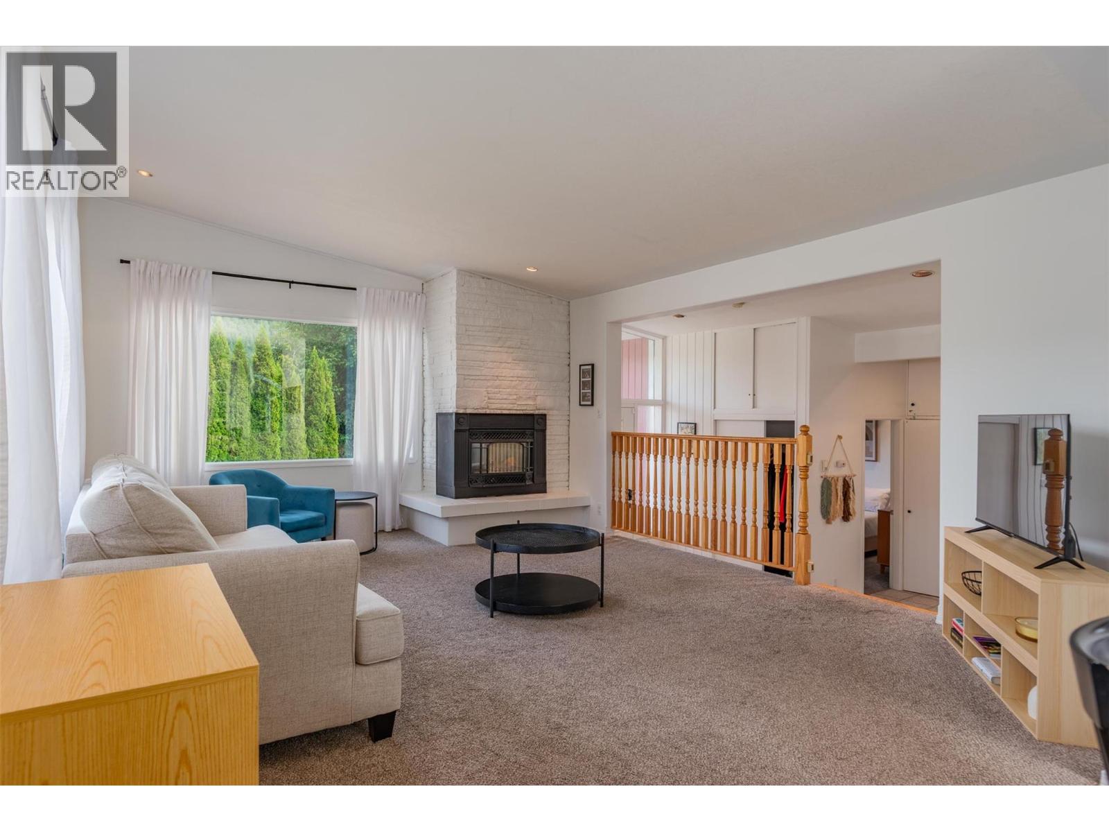 Property at 511 FORREST Drive image 5