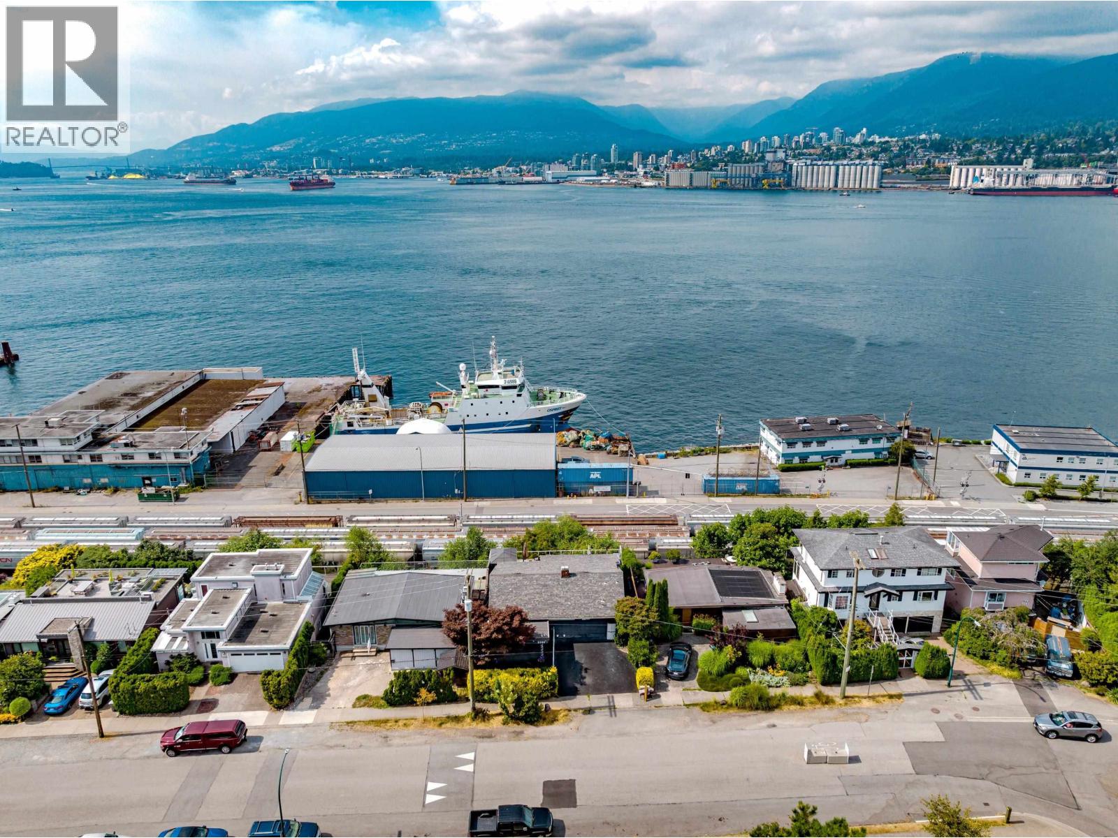 2385 Wall Street, Vancouver, British Columbia  V5L 1B8 - Photo 6 - R3034026