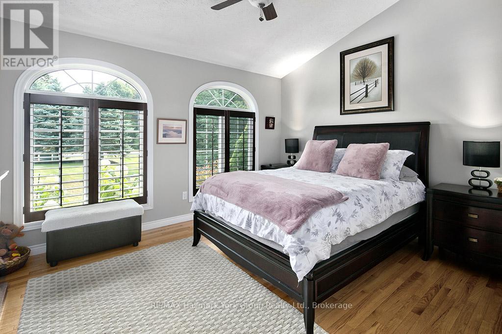 450 Ridge Road, Meaford, Ontario  N4L 1L9 - Photo 32 - X12328694