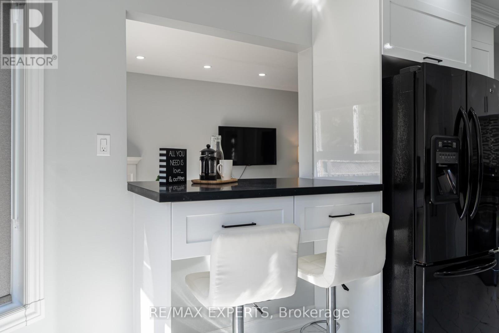 183 Binder Twine Trail, Brampton, Ontario  L6X 4T7 - Photo 13 - W12328616