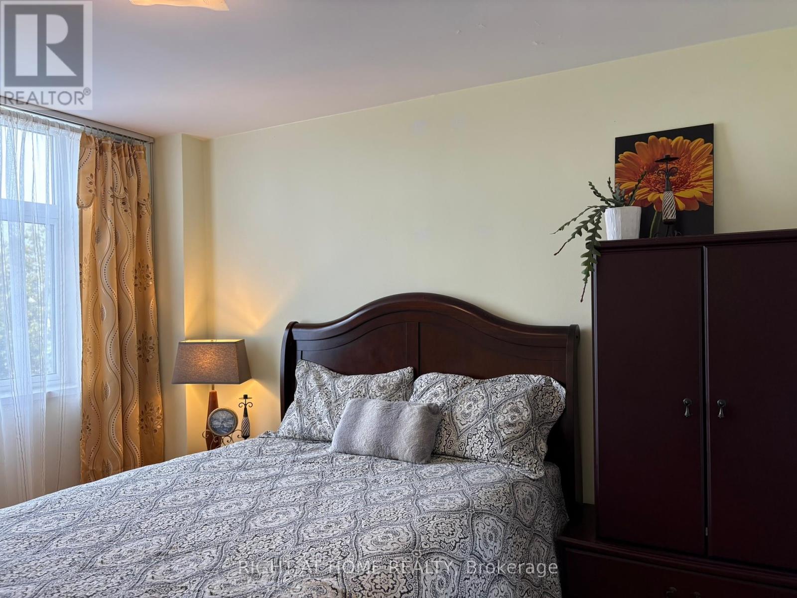 201 - 3460 Keele Street, Toronto, Ontario  M3J 1L9 - Photo 9 - W12328683
