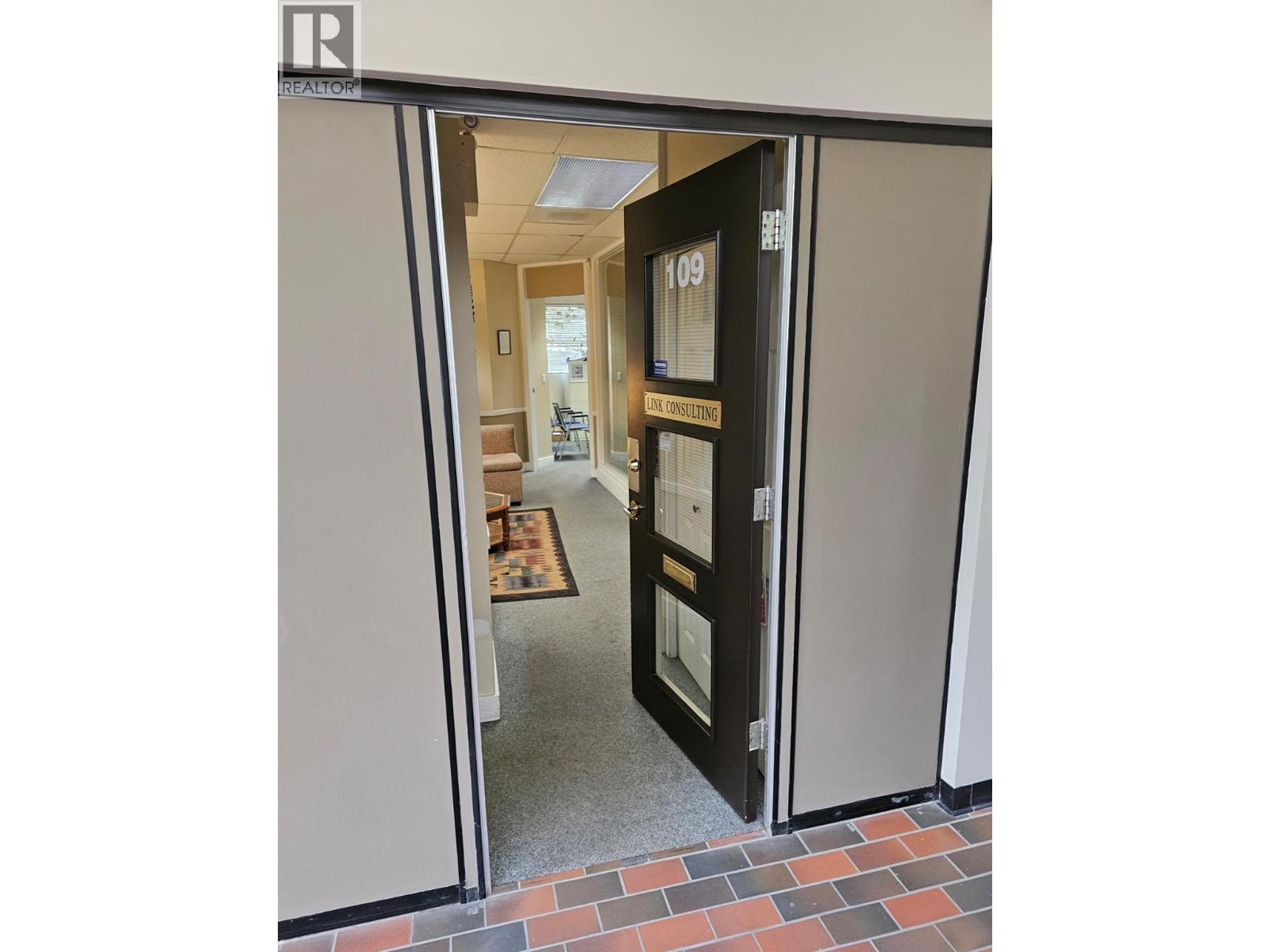 347 Leon Avenue Unit# 109, Kelowna, British Columbia  V1Y 8C7 - Photo 2 - 10358510