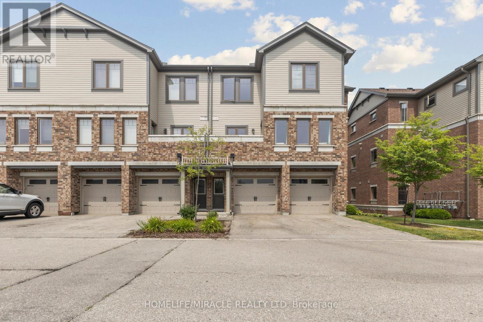 Property at 15 - 39 KAY CRESCENT image 1