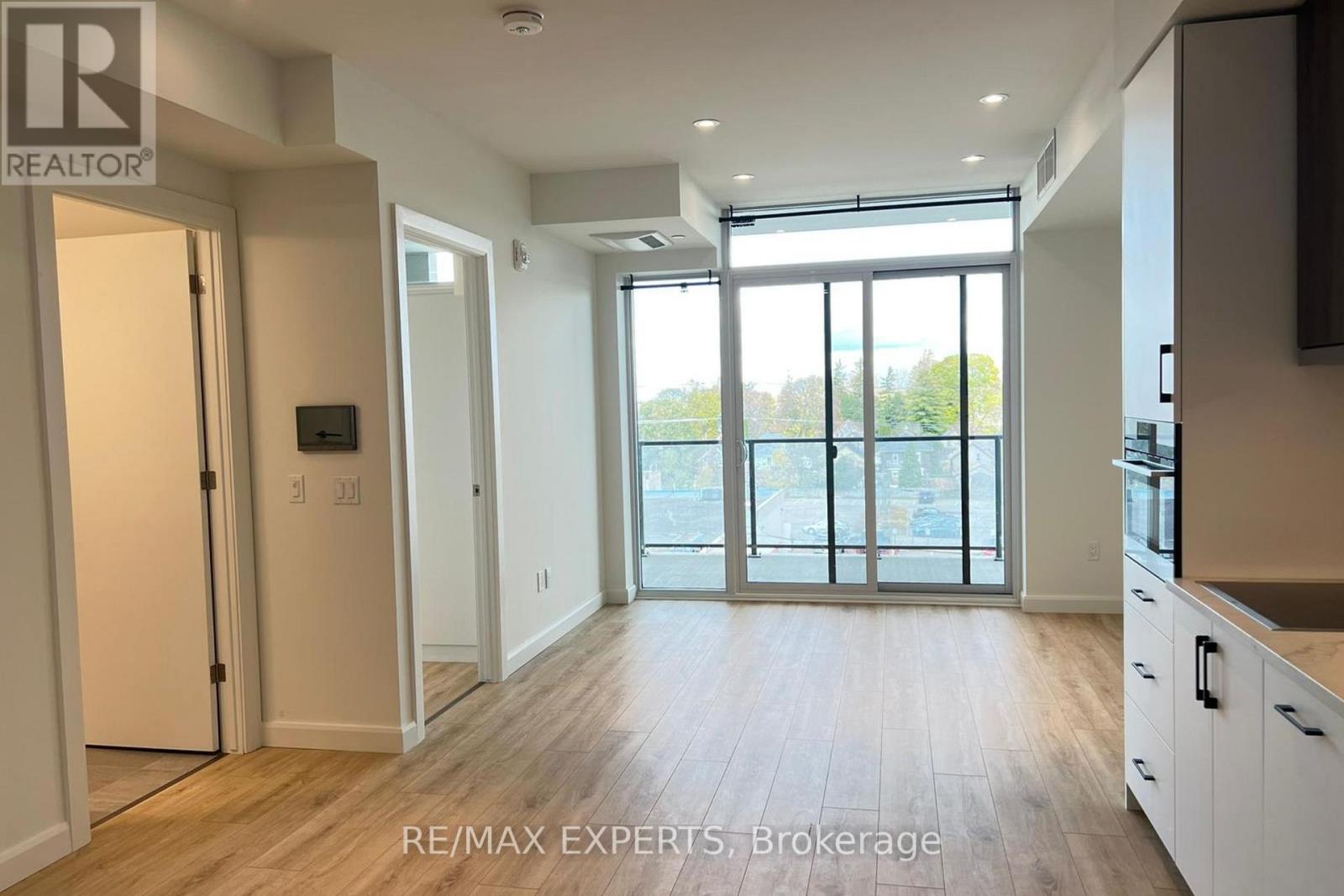 403 - 741 King Street W, Kitchener, Ontario  N2G 0E9 - Photo 8 - X12328566
