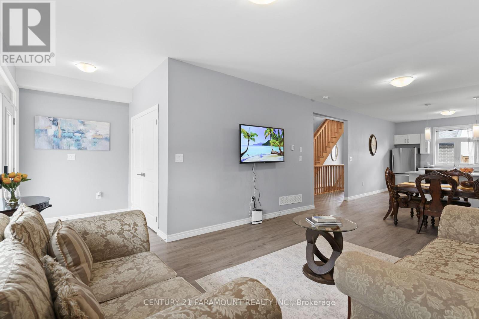 153 Summersides Boulevard, Pelham, Ontario  L0S 1E6 - Photo 7 - X12328568