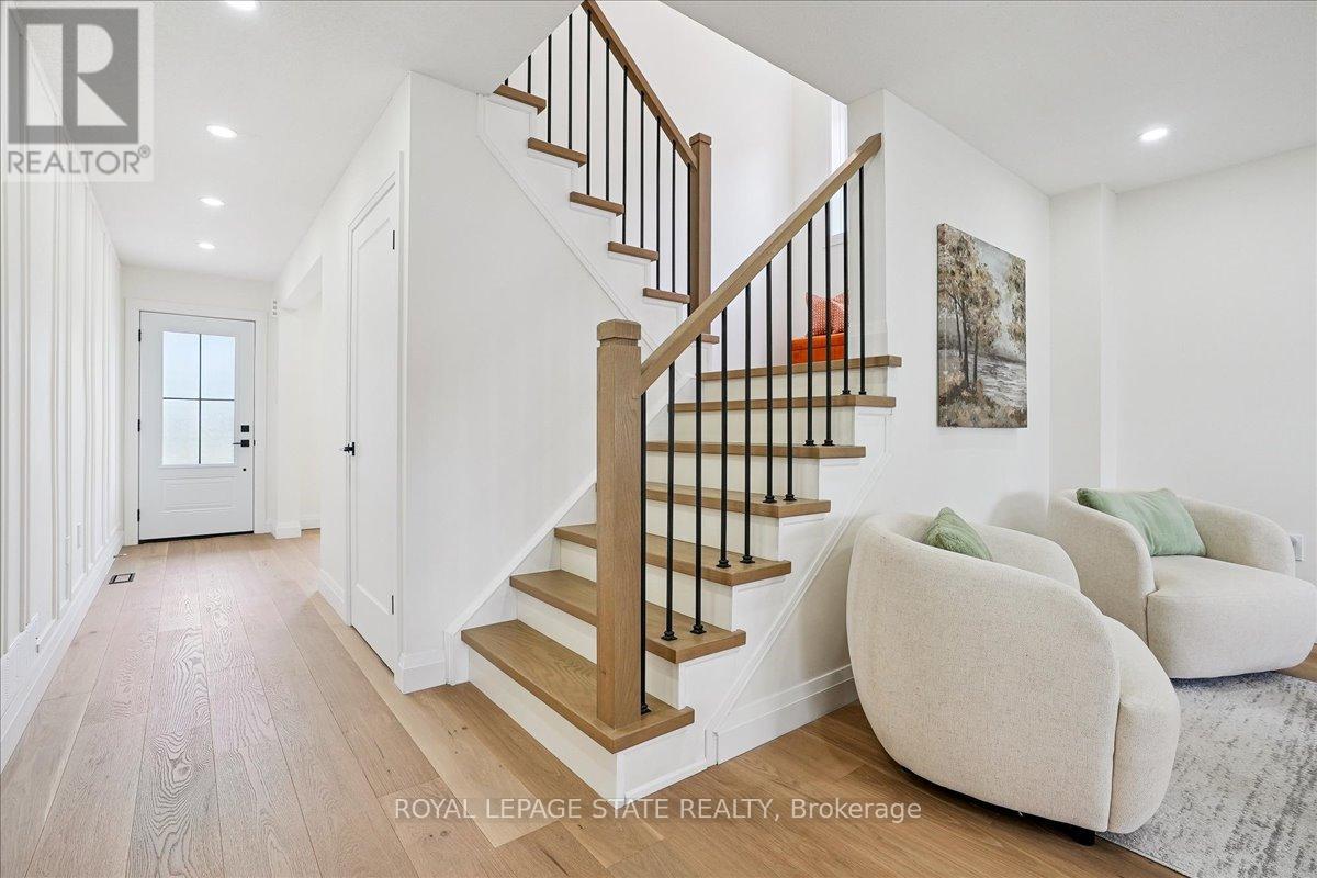 54 Ivybridge Drive, Hamilton, Ontario  L8E 0A4 - Photo 21 - X12328595