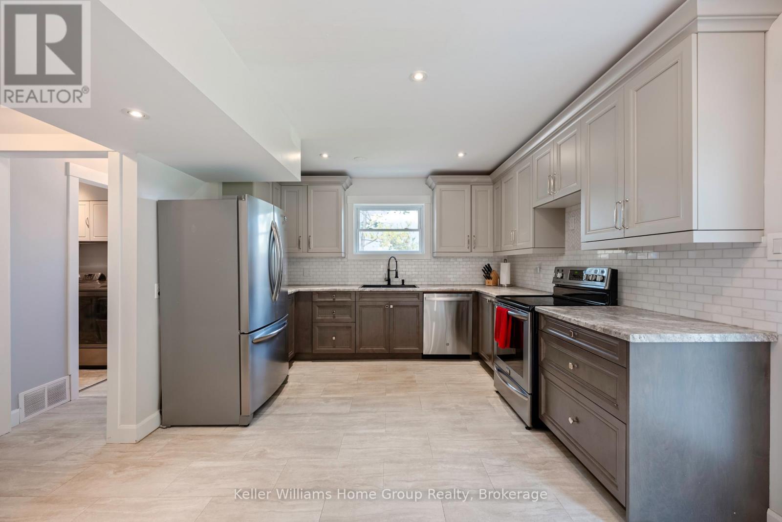 7021 Wellington Rd 109 Road, Mapleton, Ontario  N0G 2K0 - Photo 13 - X12328323