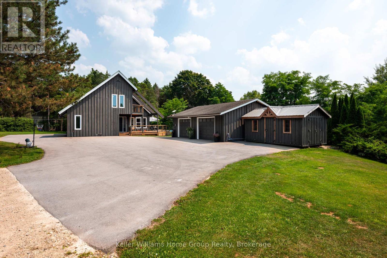 7021 Wellington Rd 109 Road, Mapleton, Ontario  N0G 2K0 - Photo 2 - X12328323