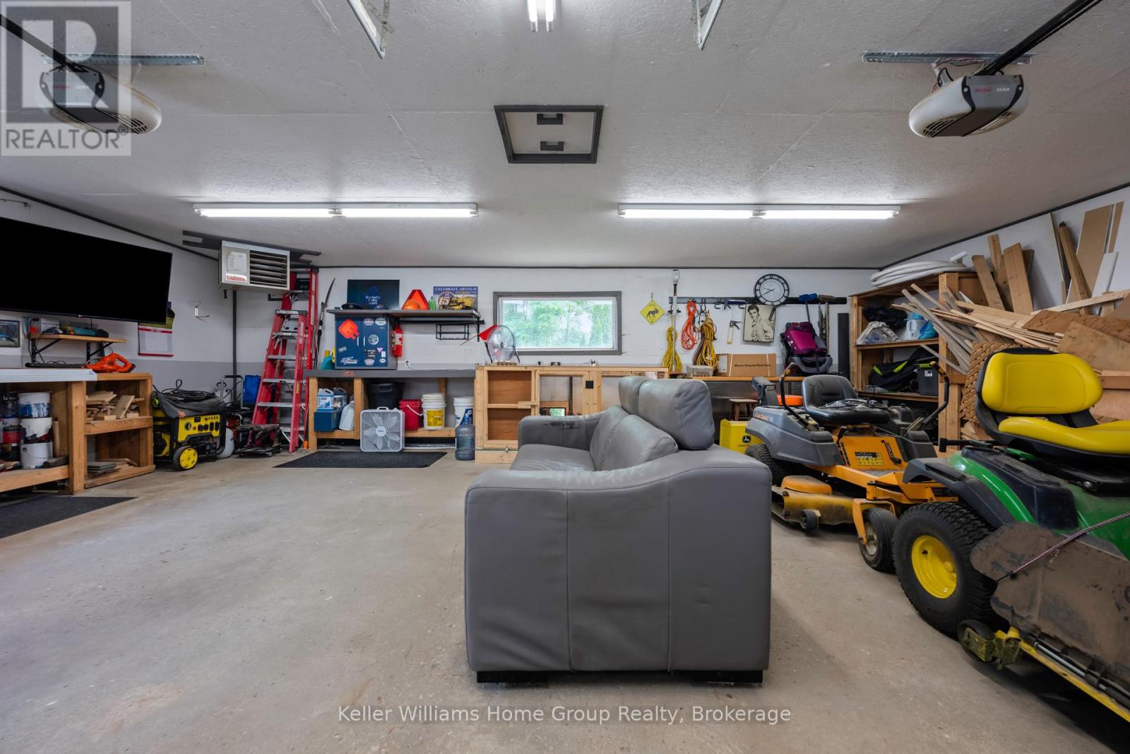 7021 Wellington Rd 109 Road, Mapleton, Ontario  N0G 2K0 - Photo 33 - X12328323