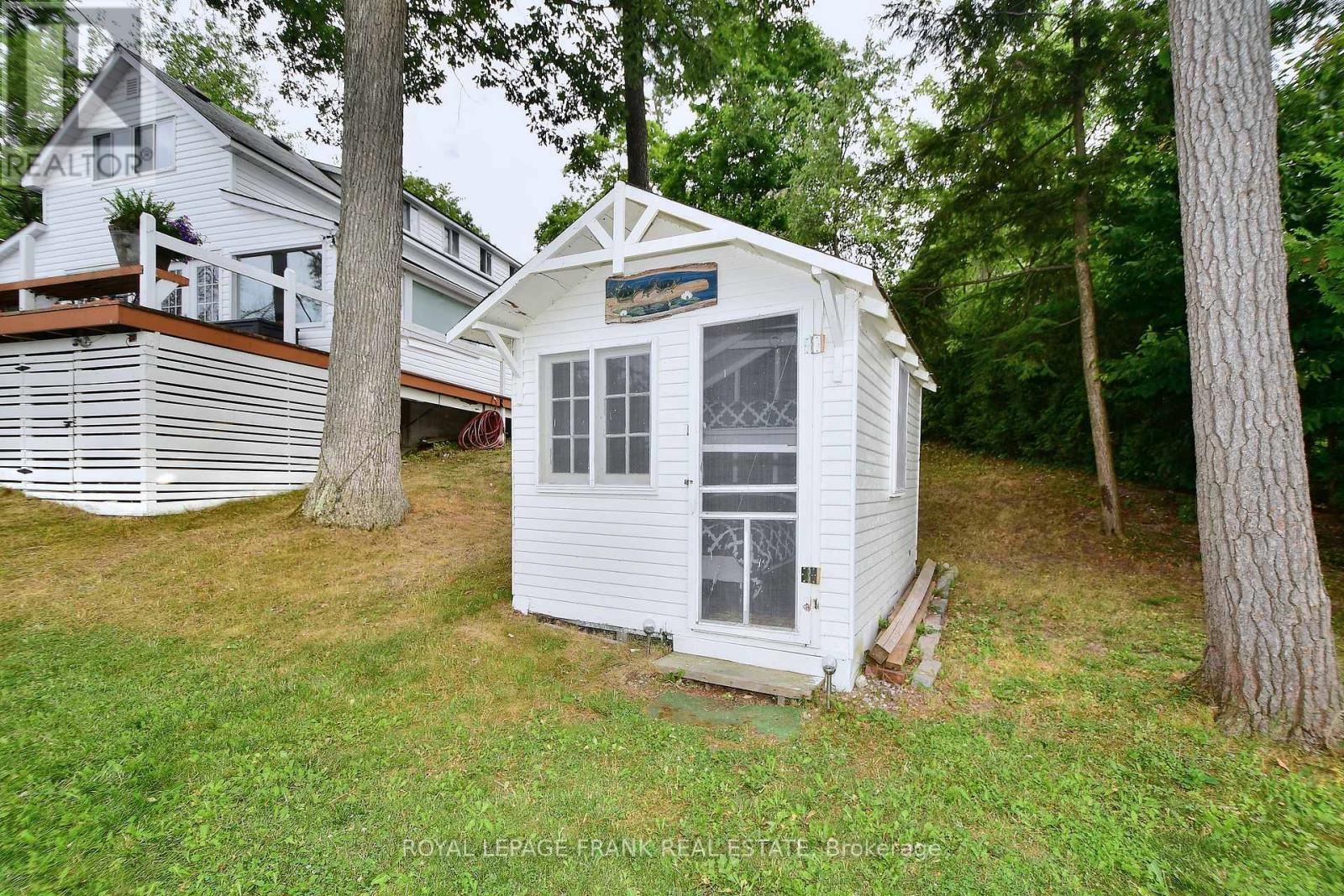 670 Hatton Avenue, Selwyn, Ontario  K0L 1H0 - Photo 34 - X12328719