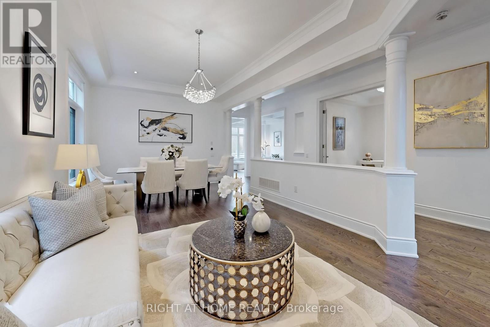Property at 18 CONDOR WAY image 3