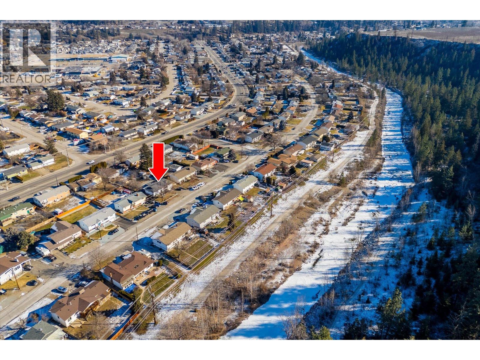 Property at 970 Tamarack Drive image 5