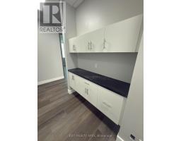 203 - 135 MATHESON BOULEVARD W, Mississauga, Ontario