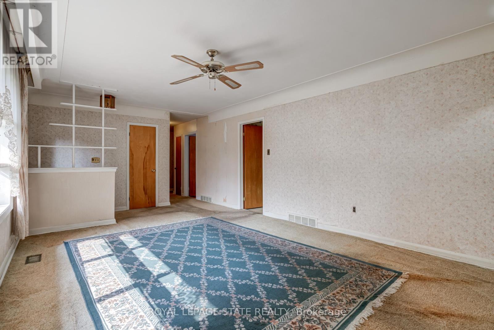 1191 Pinegrove Road, Oakville, Ontario  L6L 2W8 - Photo 10 - W12328720