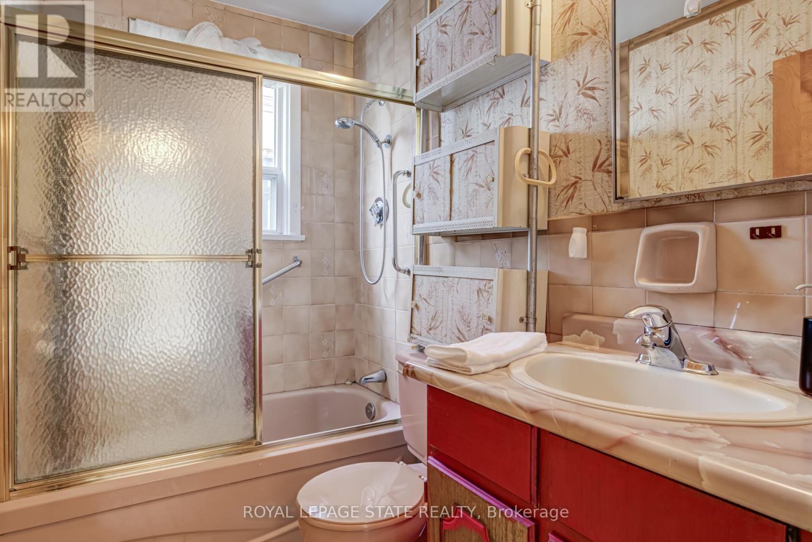 1191 Pinegrove Road, Oakville, Ontario  L6L 2W8 - Photo 21 - W12328720