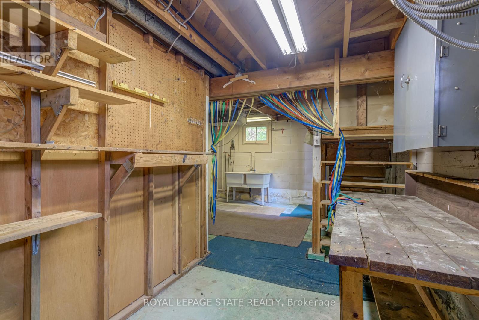 1191 Pinegrove Road, Oakville, Ontario  L6L 2W8 - Photo 35 - W12328720