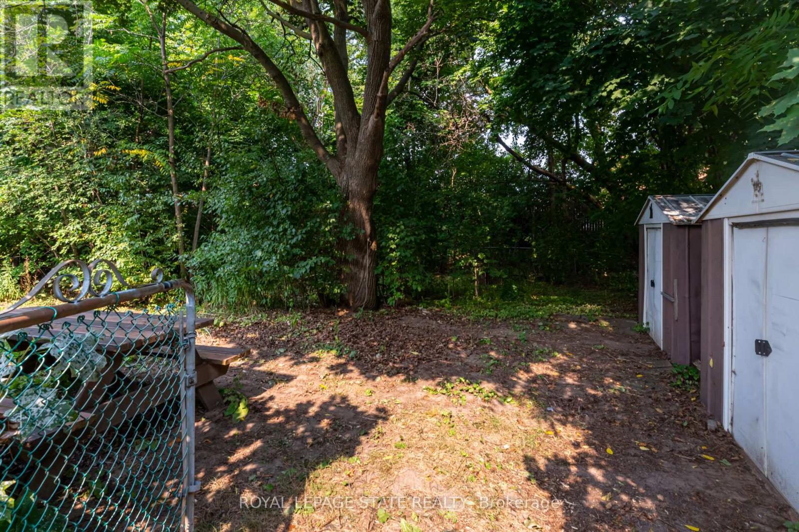 1191 Pinegrove Road, Oakville, Ontario  L6L 2W8 - Photo 37 - W12328720
