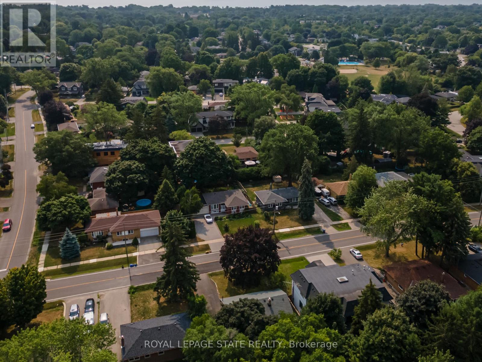1191 Pinegrove Road, Oakville, Ontario  L6L 2W8 - Photo 46 - W12328720