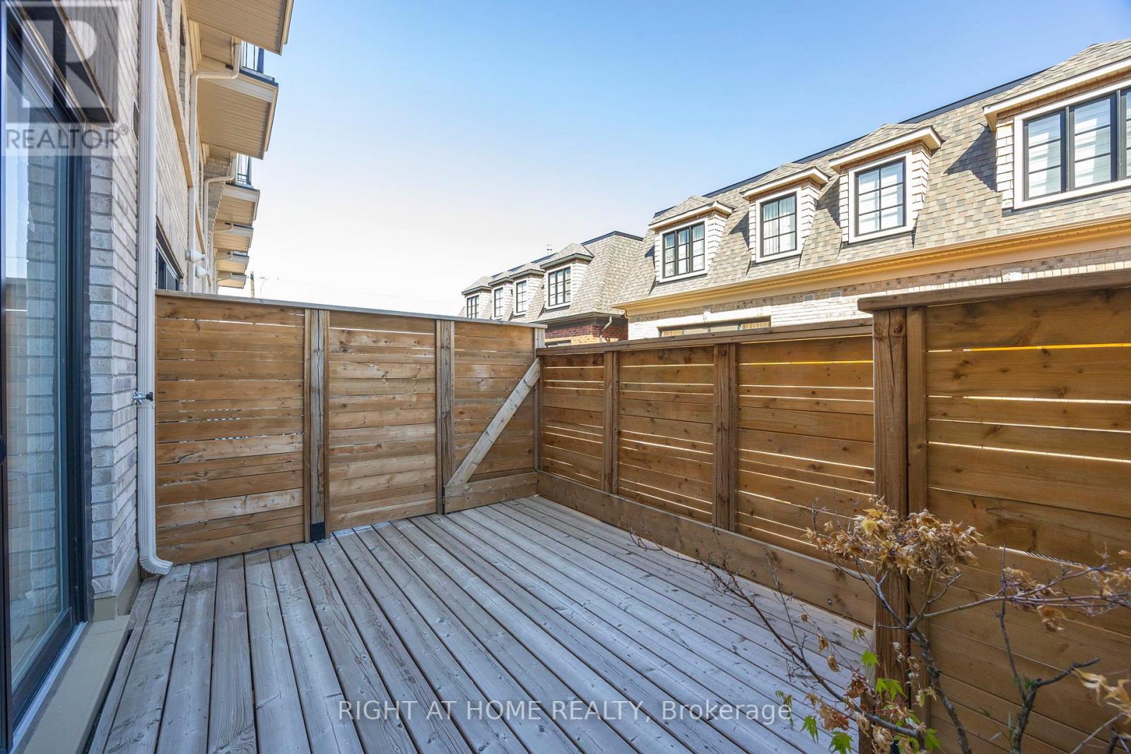 21 - 10 Lunar Crescent, Mississauga (Streetsville), Ontario  L5M 2P6 - Photo 11 - W12328729
