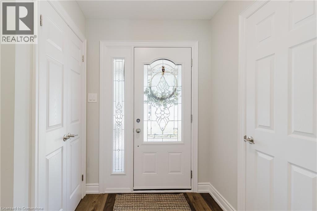 Property at 8 VIVA Court image 4
