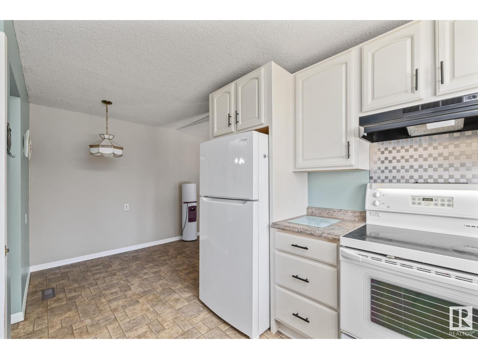 Property at 66 GREER CR image 5