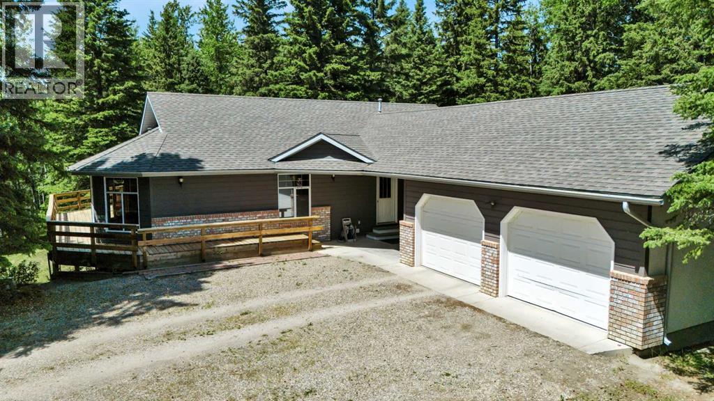 105 Meadow Drive, Rural Clearwater County, Alberta  T4T 0A3 - Photo 11 - A2204244
