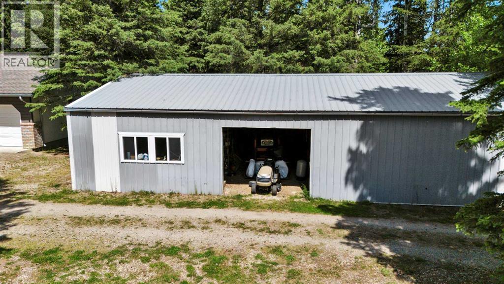 105 Meadow Drive, Rural Clearwater County, Alberta  T4T 0A3 - Photo 13 - A2204244
