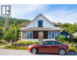 1990 Daniel Street, trail, British Columbia