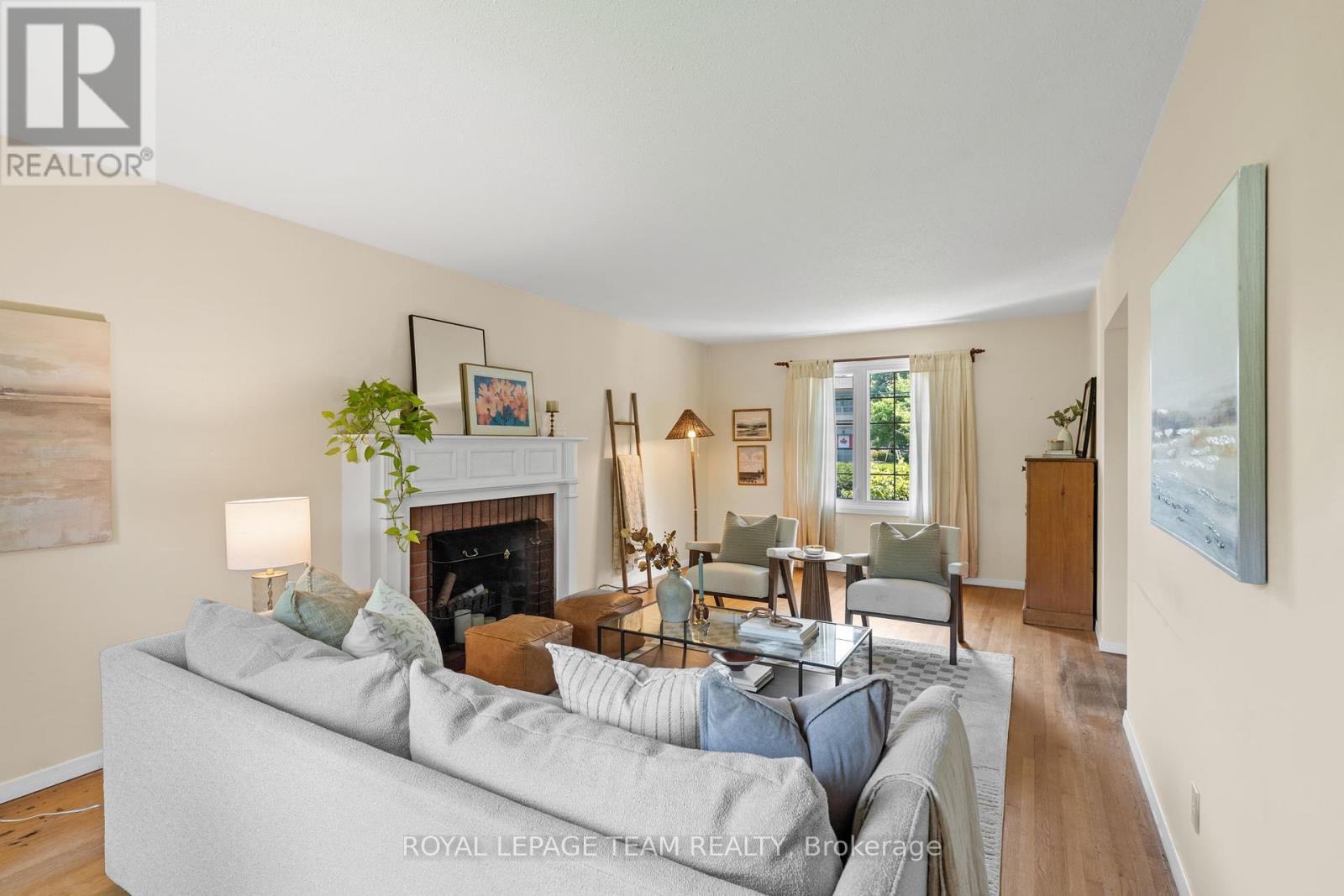 Property at 1875 KILBORN AVENUE image 5