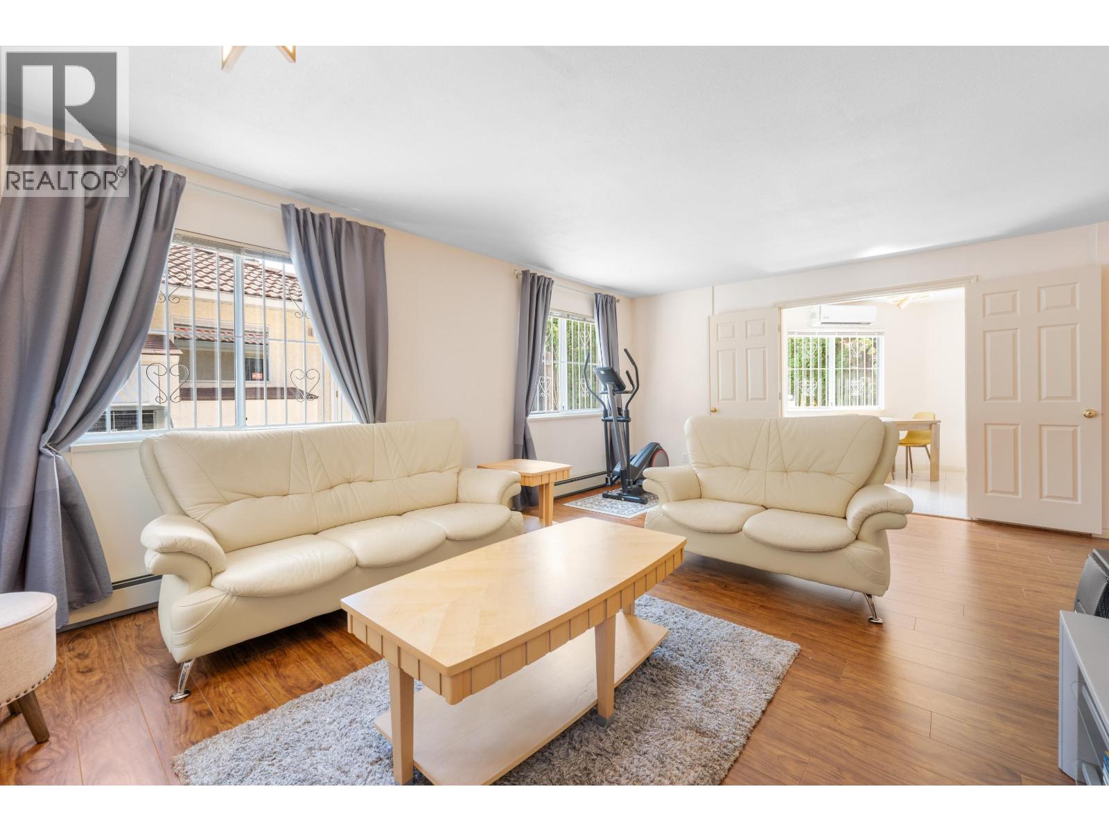 8948 Yarrow Place, Burnaby, British Columbia V3N 4W1 - Photo 17 - R3033435