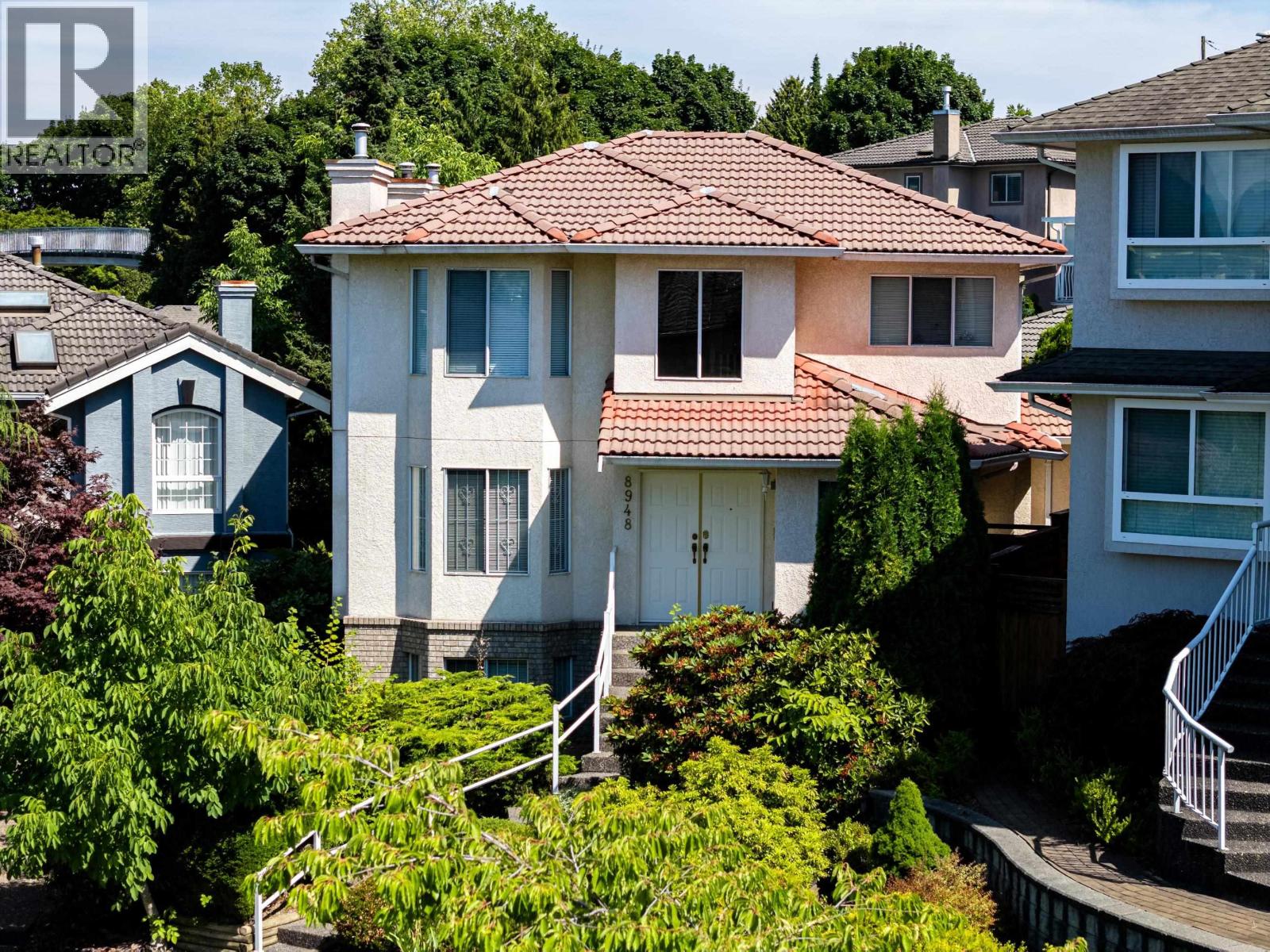 8948 Yarrow Place, Burnaby, British Columbia V3N 4W1 - Photo 37 - R3033435