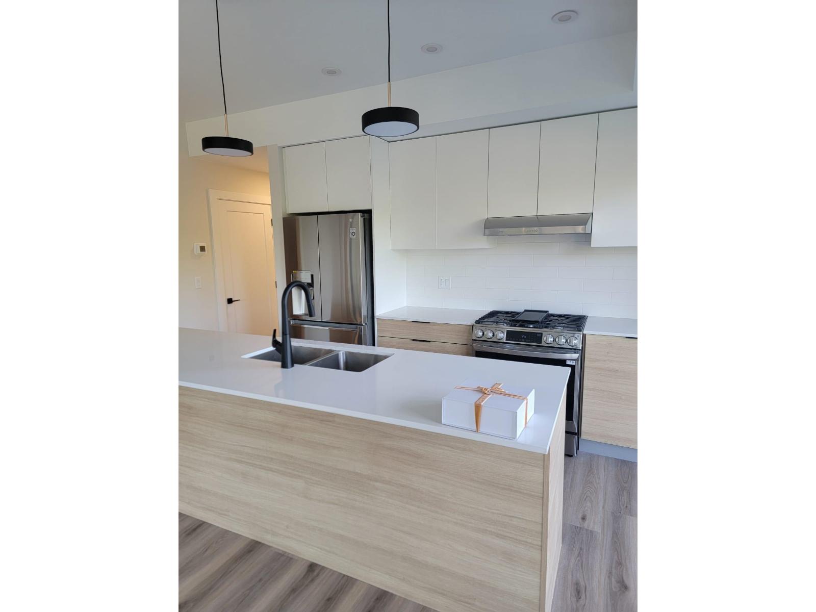 207 6285 King George Boulevard, Surrey, British Columbia  V3X 0L3 - Photo 22 - R3032952
