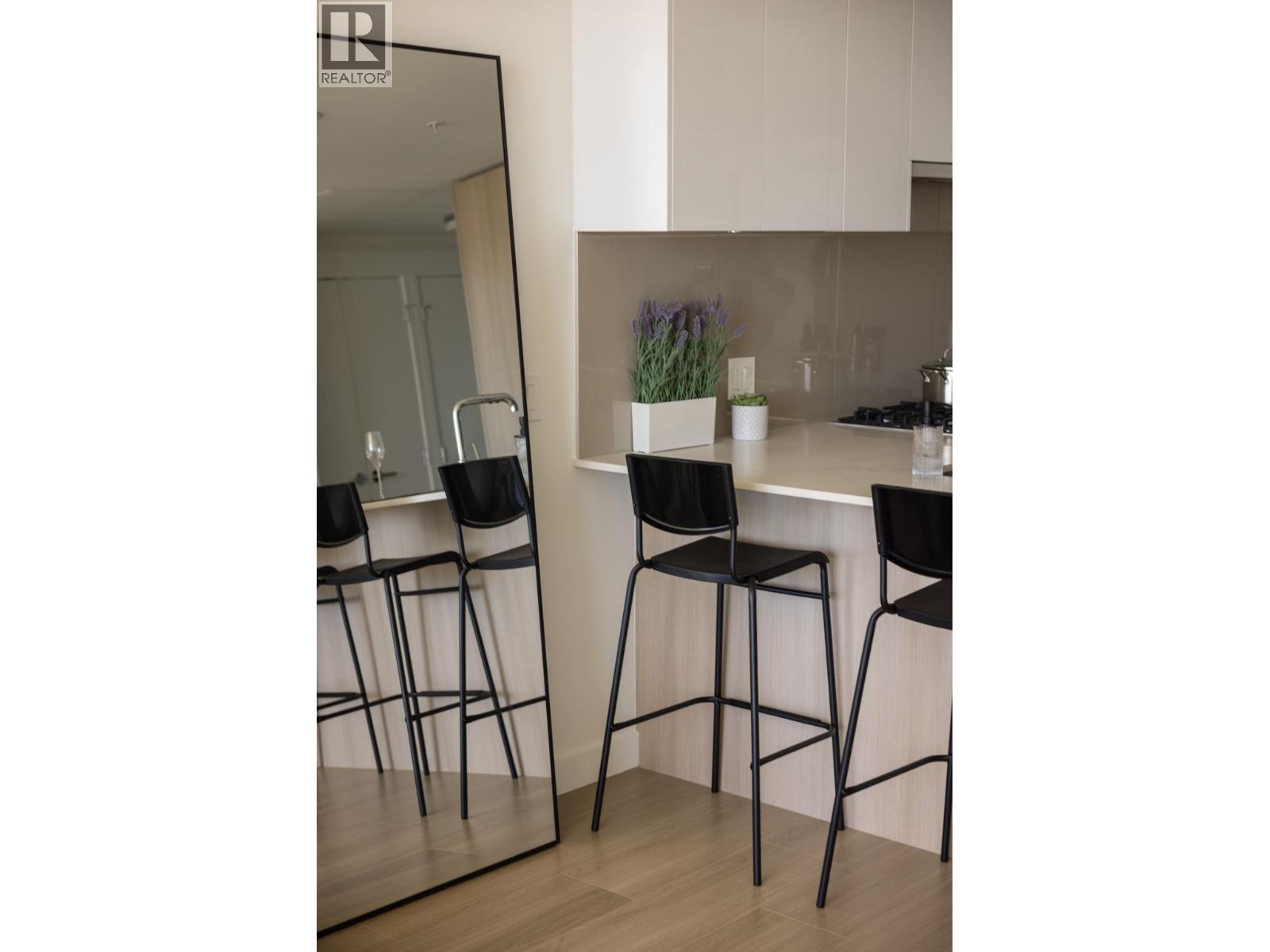 1407 618 Carnarvon Street, New Westminster, British Columbia  V3M 1E9 - Photo 11 - R2968241