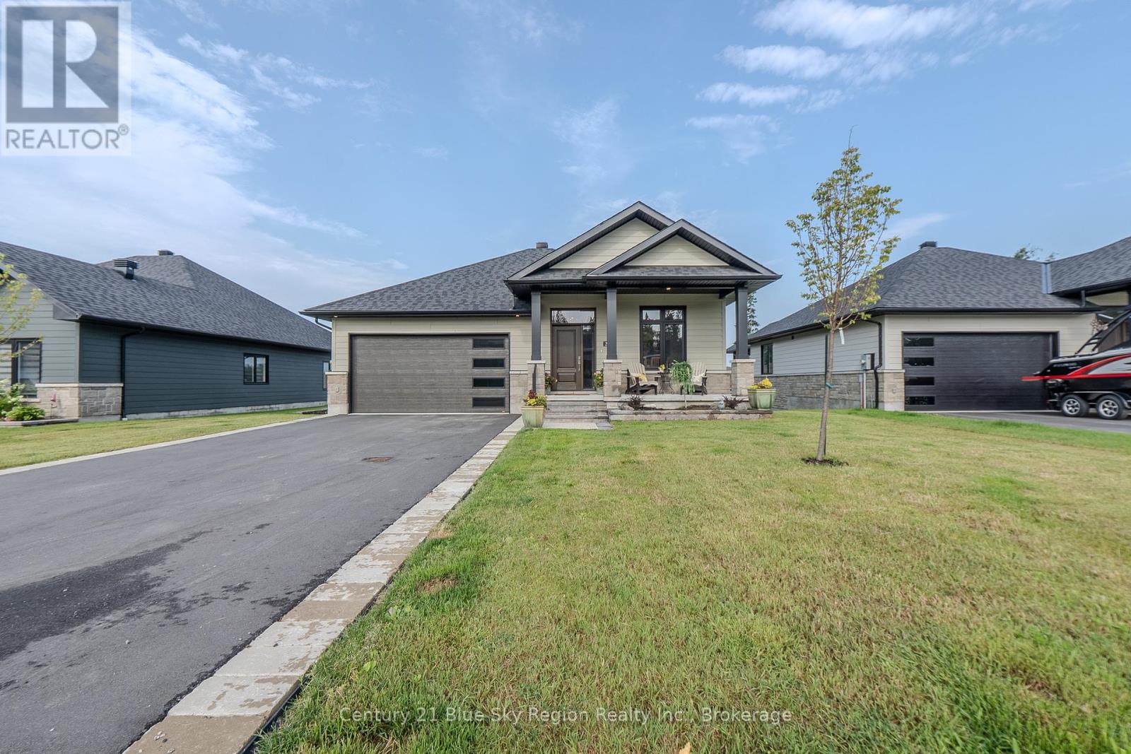 Property at 37 SILVER MAPLE LANE image 2