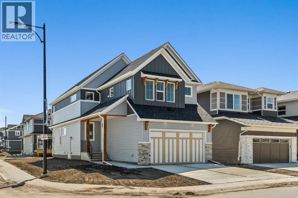 Property at 163 Chinook Winds Manor SW image 1